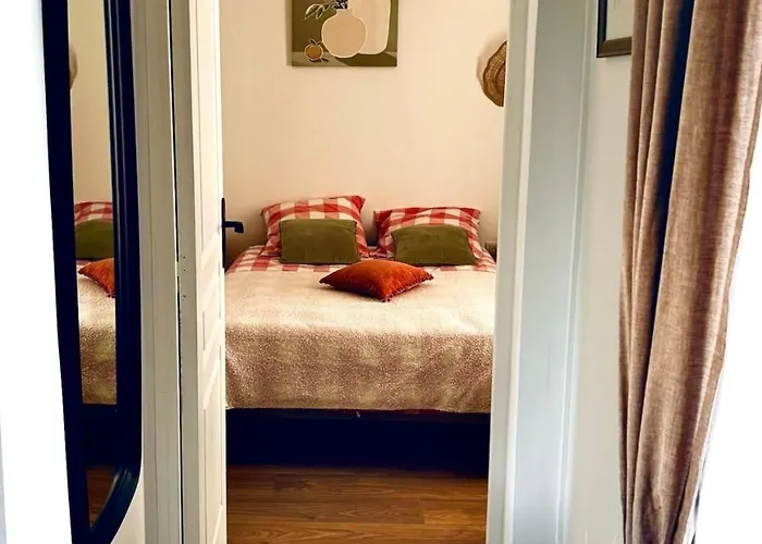 à 3 Pas De L'eau Apartamento *