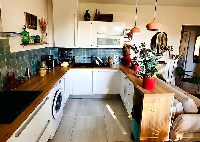 Апартаменты A 3 Pas De L'eau Ла-Сьота